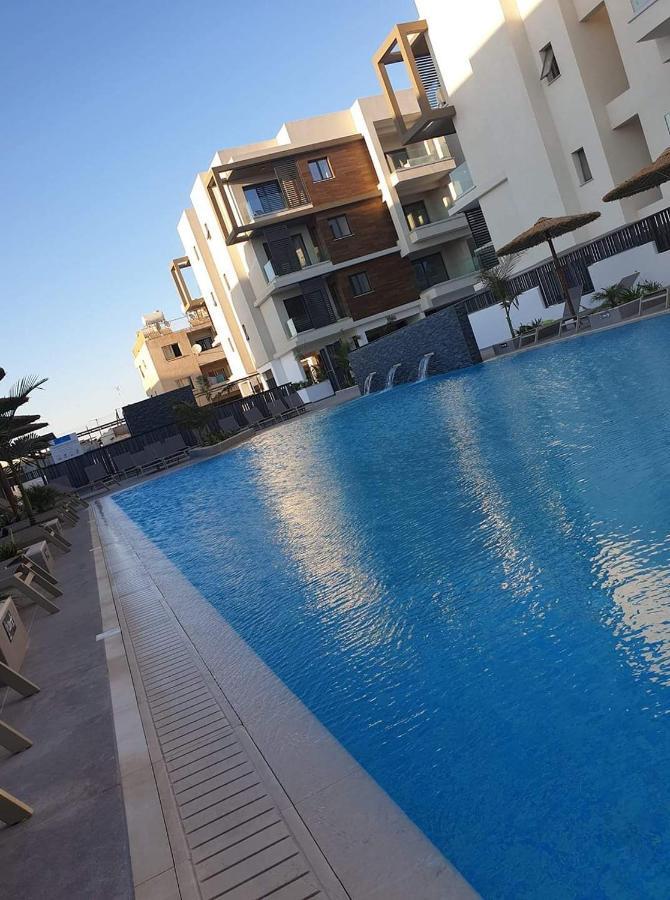 Cosmos Residence Paralimni Eksteriør billede