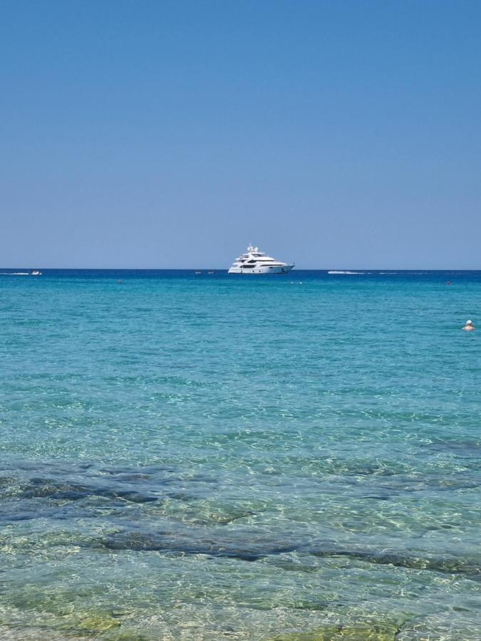 Cosmos Residence Paralimni Eksteriør billede