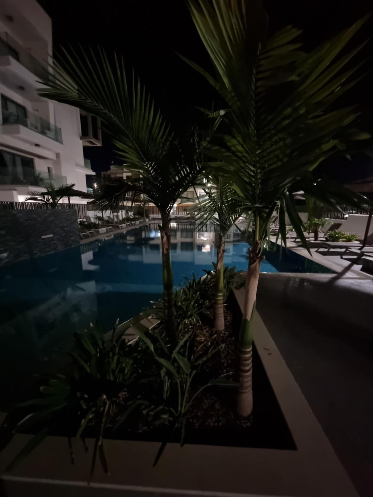 Cosmos Residence Paralimni Eksteriør billede