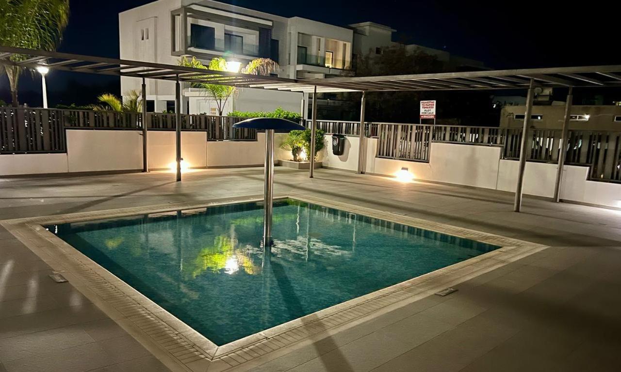Cosmos Residence Paralimni Eksteriør billede